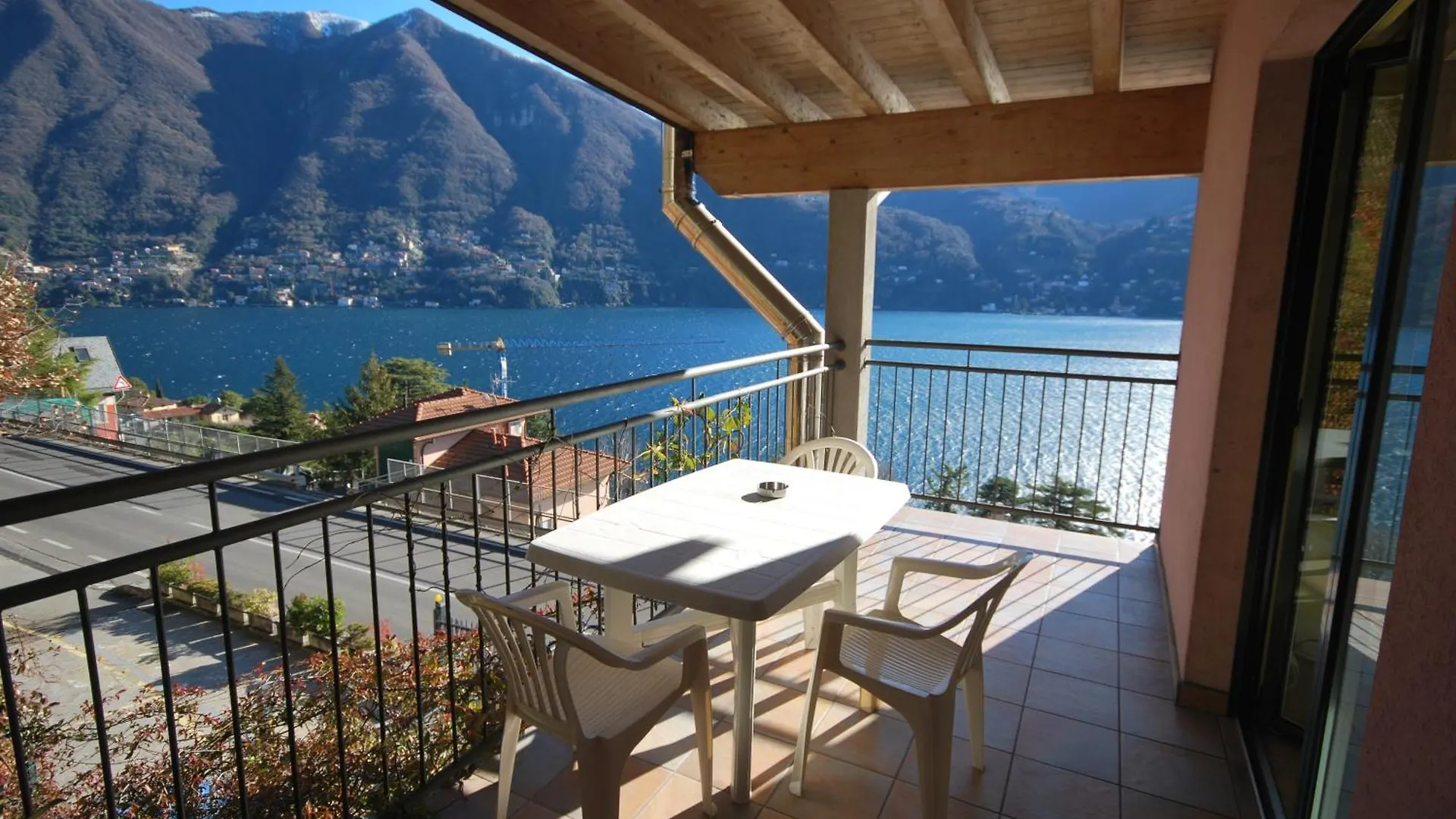 Andrea Olga House Daire Laglio